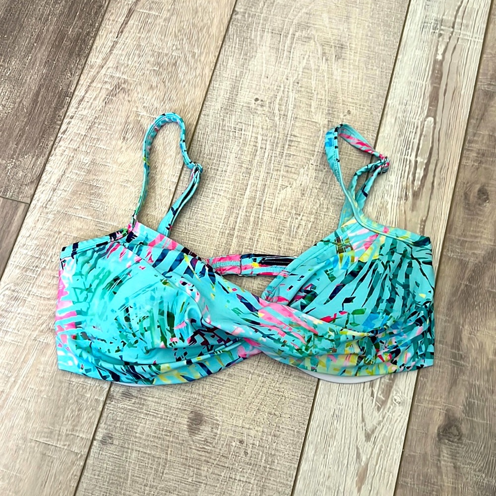 Venus bikini top